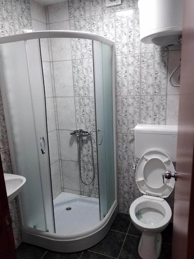Srebrna Nit Apartamento Veliko Gradište Exterior foto